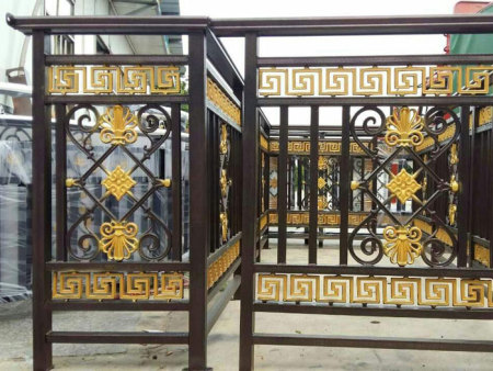 鋁(lǚ)藝護欄(lán)